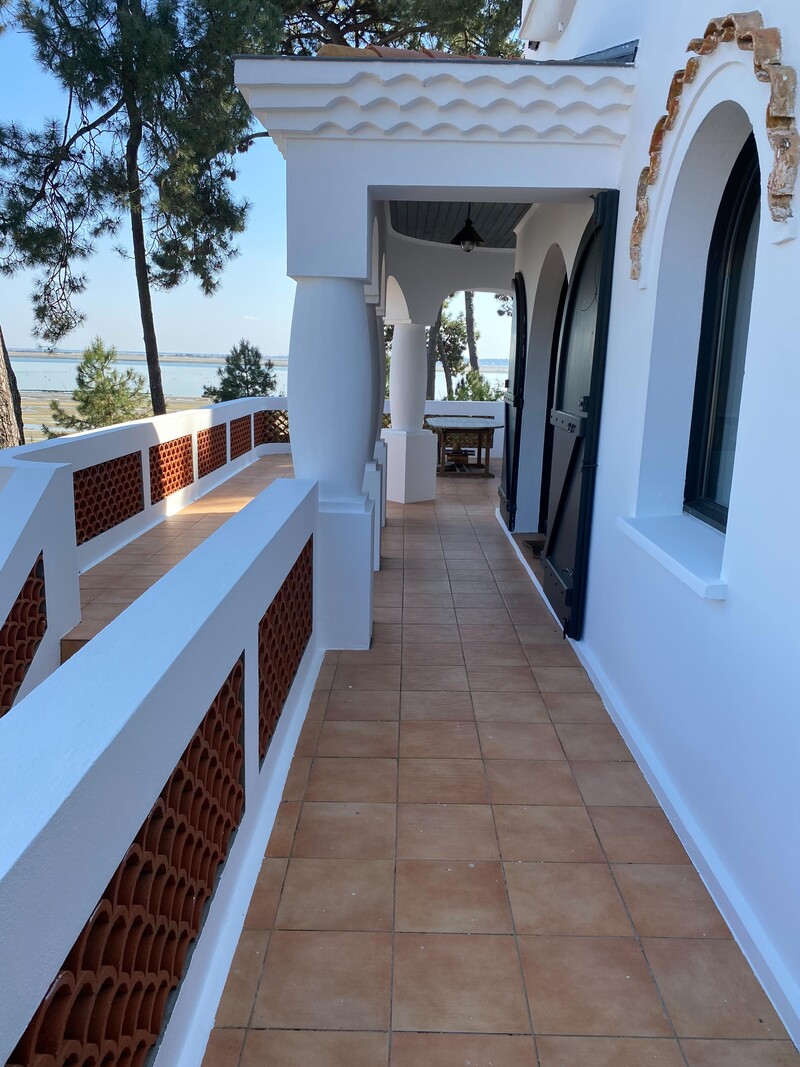 66973535483__F5F92124-4A4A-45CE-82FD-342AF46254CF